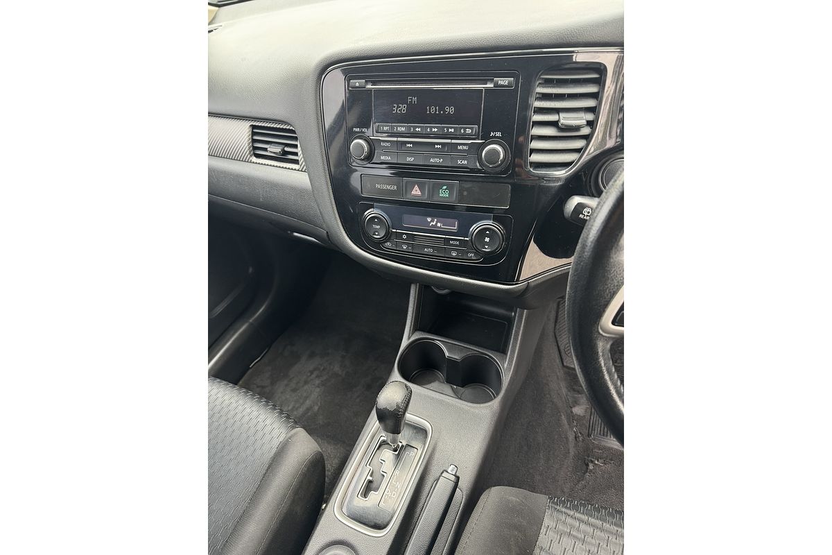 2012 Mitsubishi Outlander LS ZH