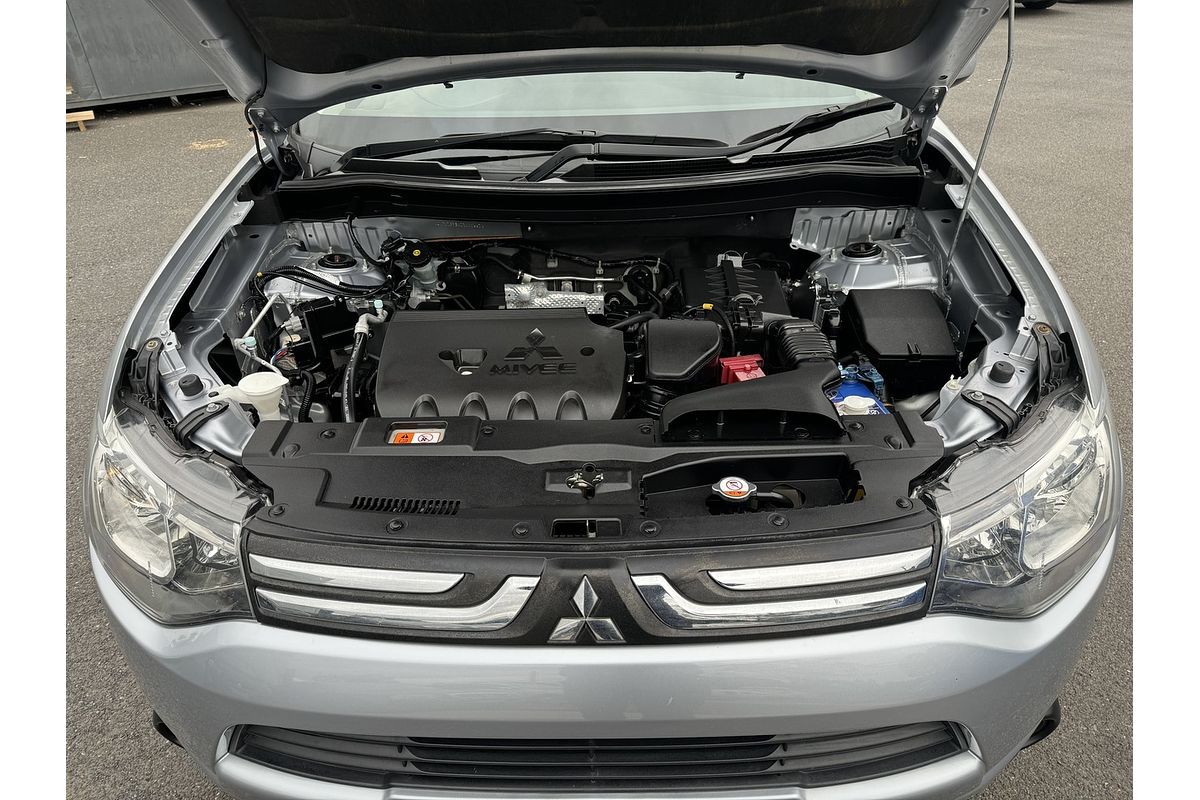 2012 Mitsubishi Outlander LS ZH