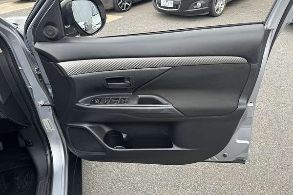 2012 Mitsubishi Outlander LS ZH