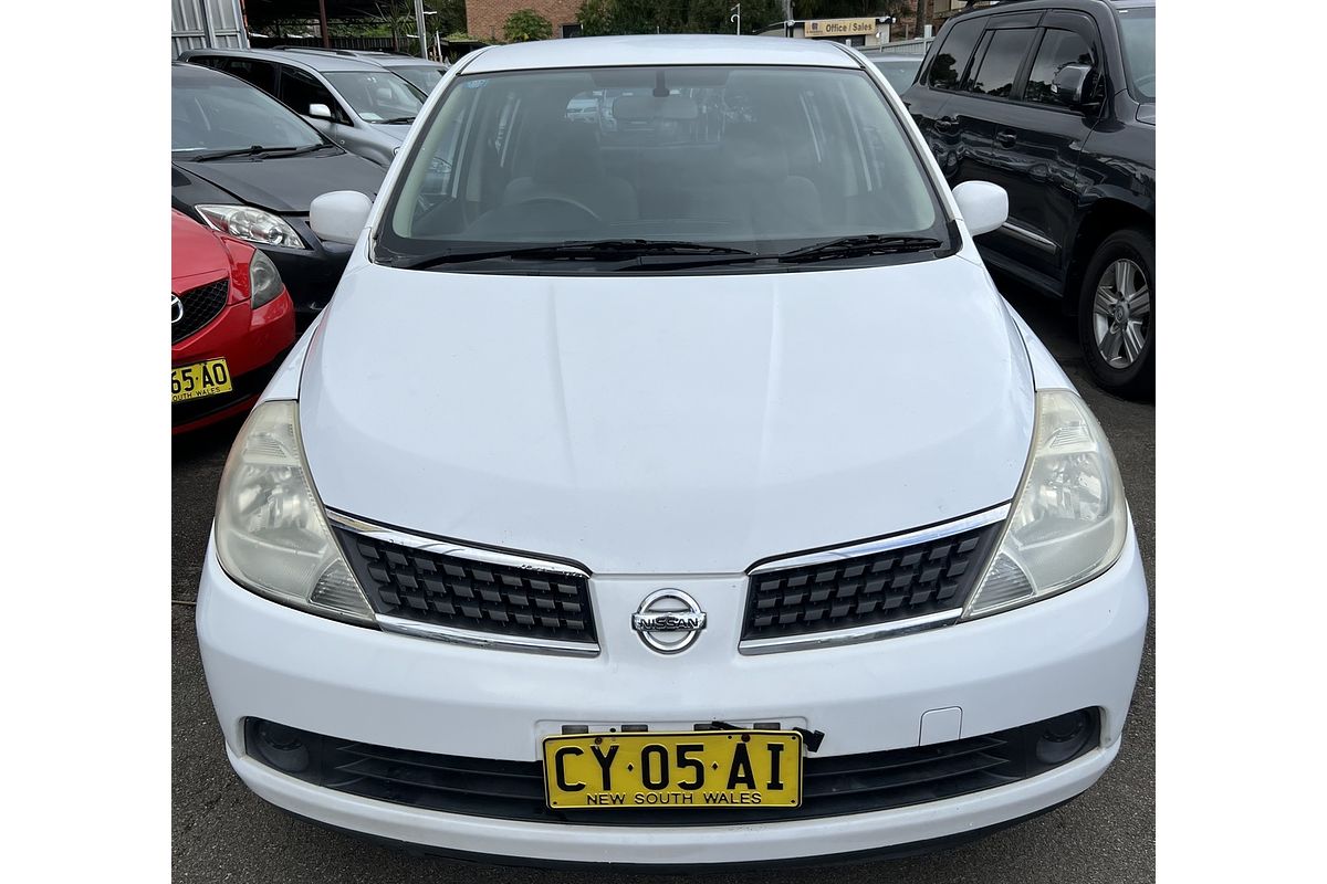 2006 Nissan Tiida ST C11