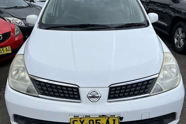 2006 Nissan Tiida ST C11