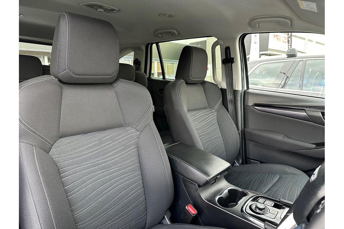 2023 Isuzu MU-X LS-U