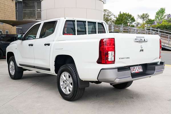 2024 Mitsubishi Triton GLX MV Rear Wheel Drive