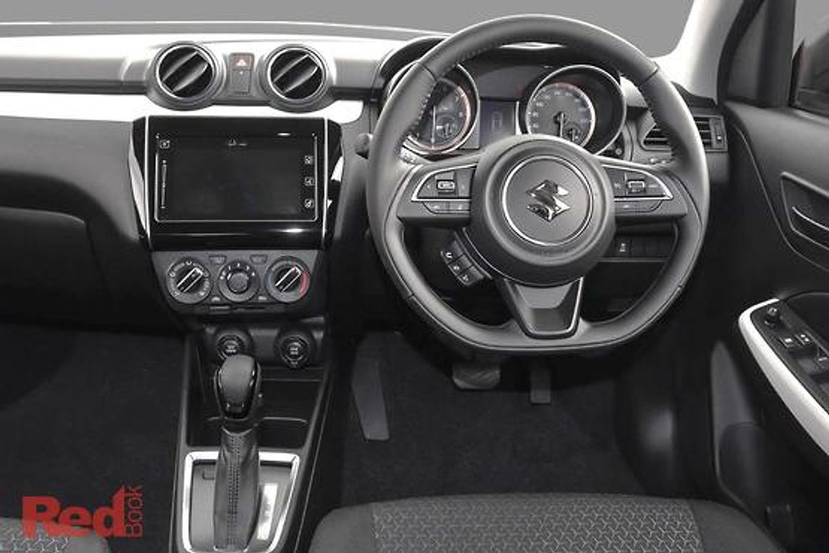 2025 Suzuki Swift Hybrid GLX UZ