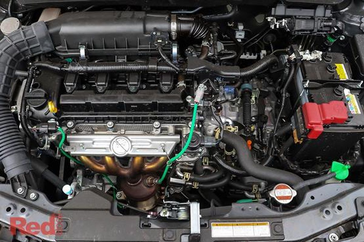 2025 Suzuki Swift Hybrid GLX UZ