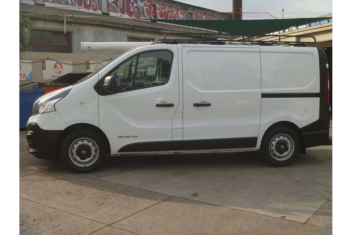 2015 Renault TRAFIC X82