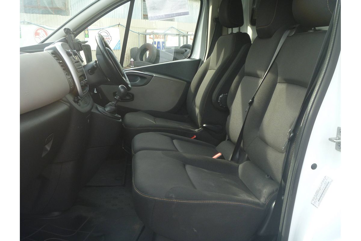 2015 Renault TRAFIC X82