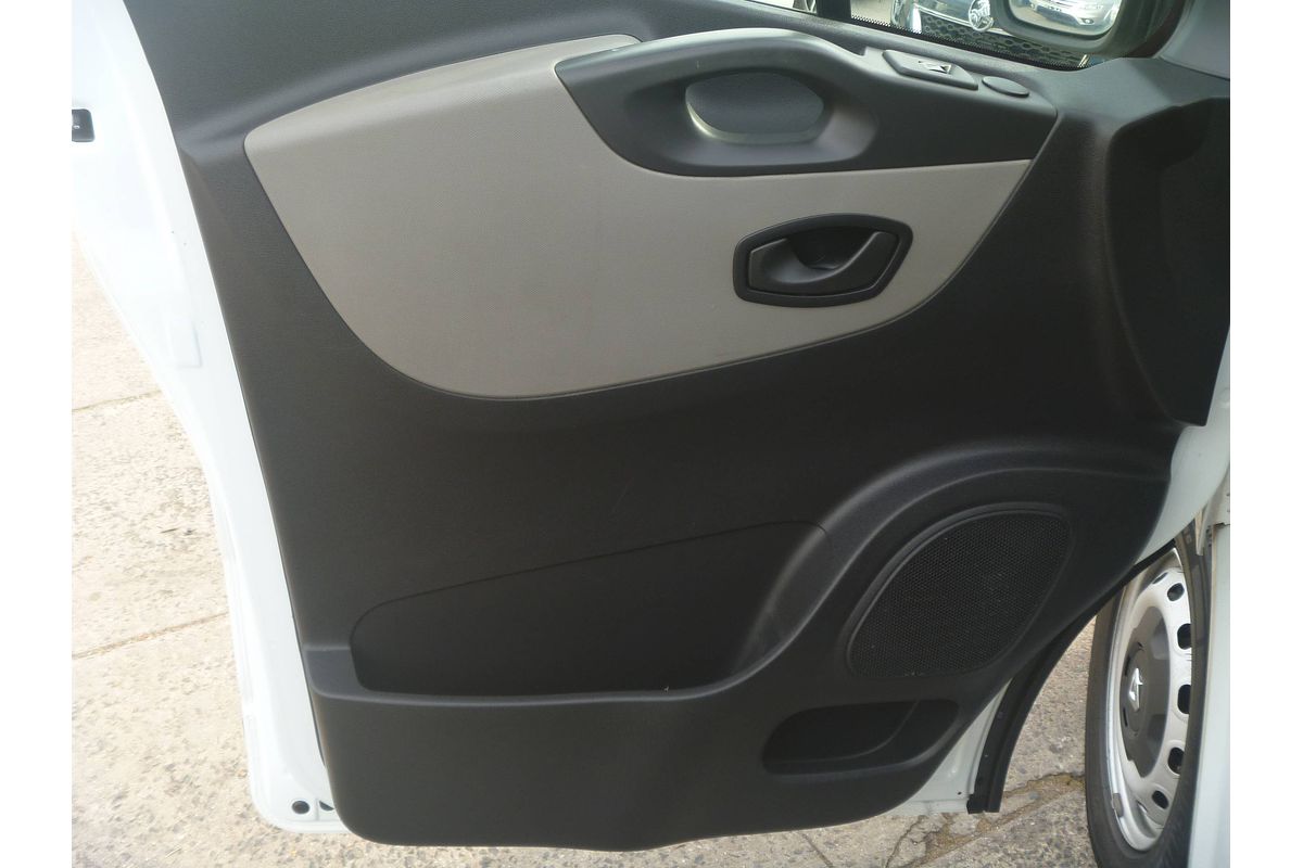 2015 Renault TRAFIC X82