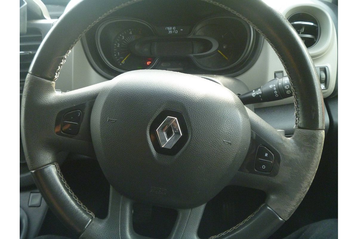 2015 Renault TRAFIC X82