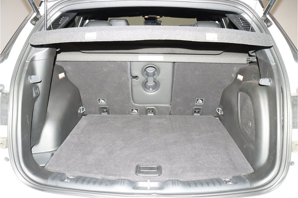 2023 Jeep Compass S-Limited M6