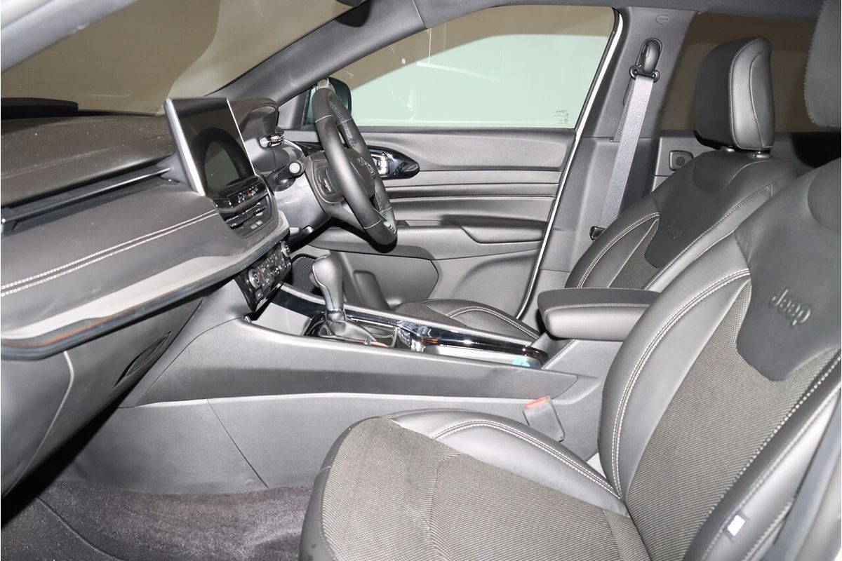 2023 Jeep Compass S-Limited M6