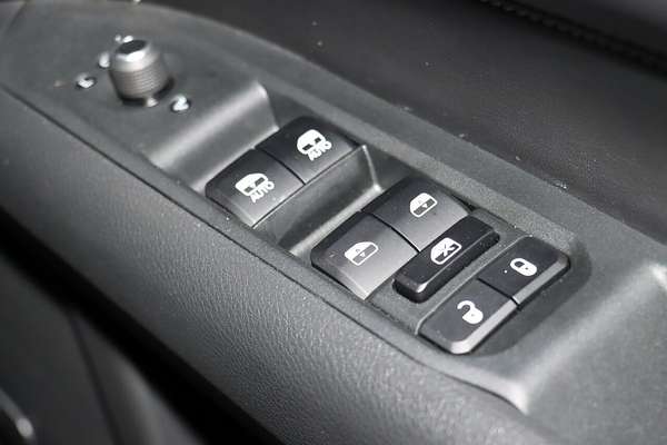 2023 Jeep Compass S-Limited M6