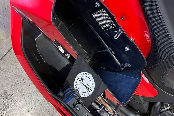2024 Indian CHALLENGER DARKHORSE