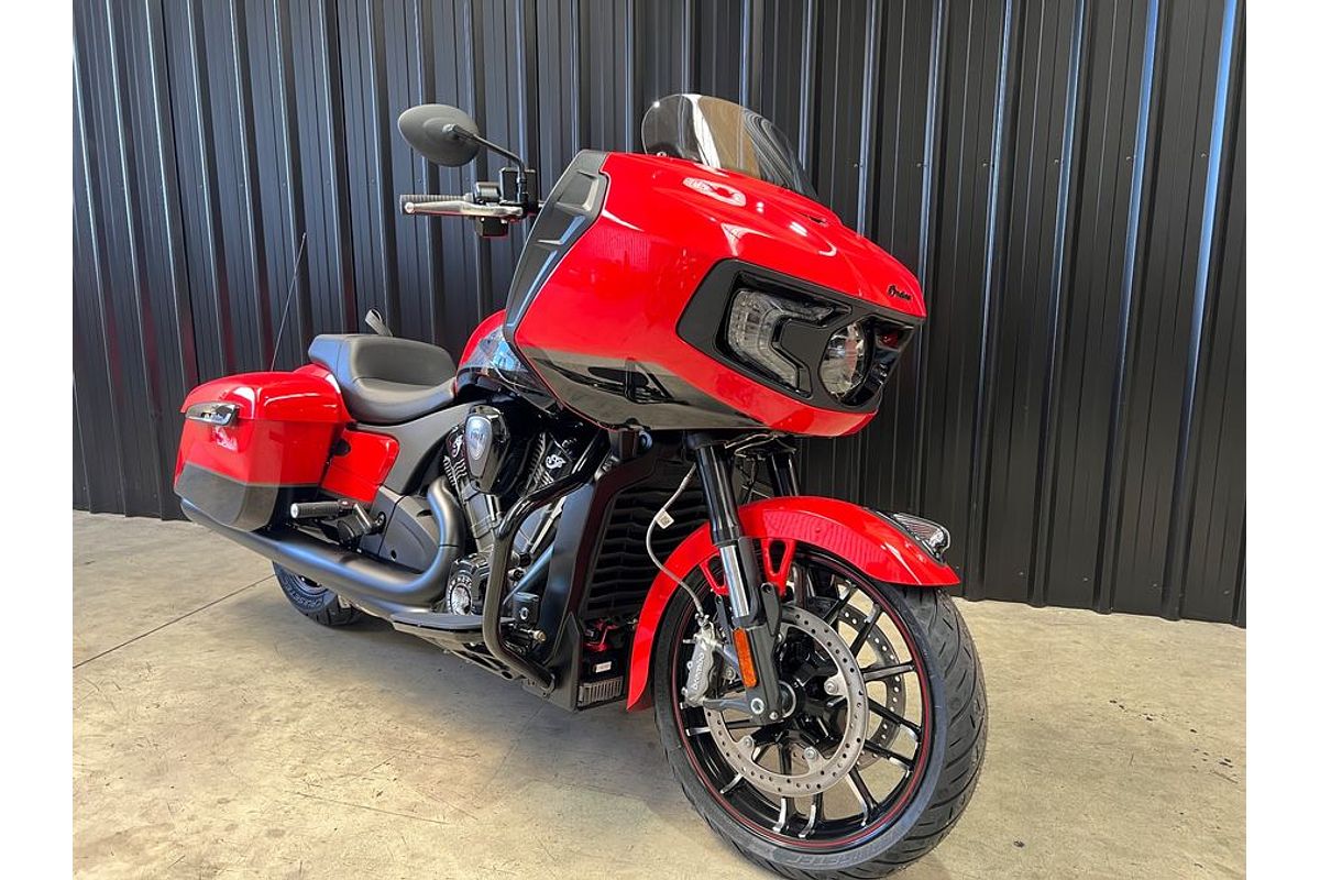 2024 Indian CHALLENGER DARKHORSE