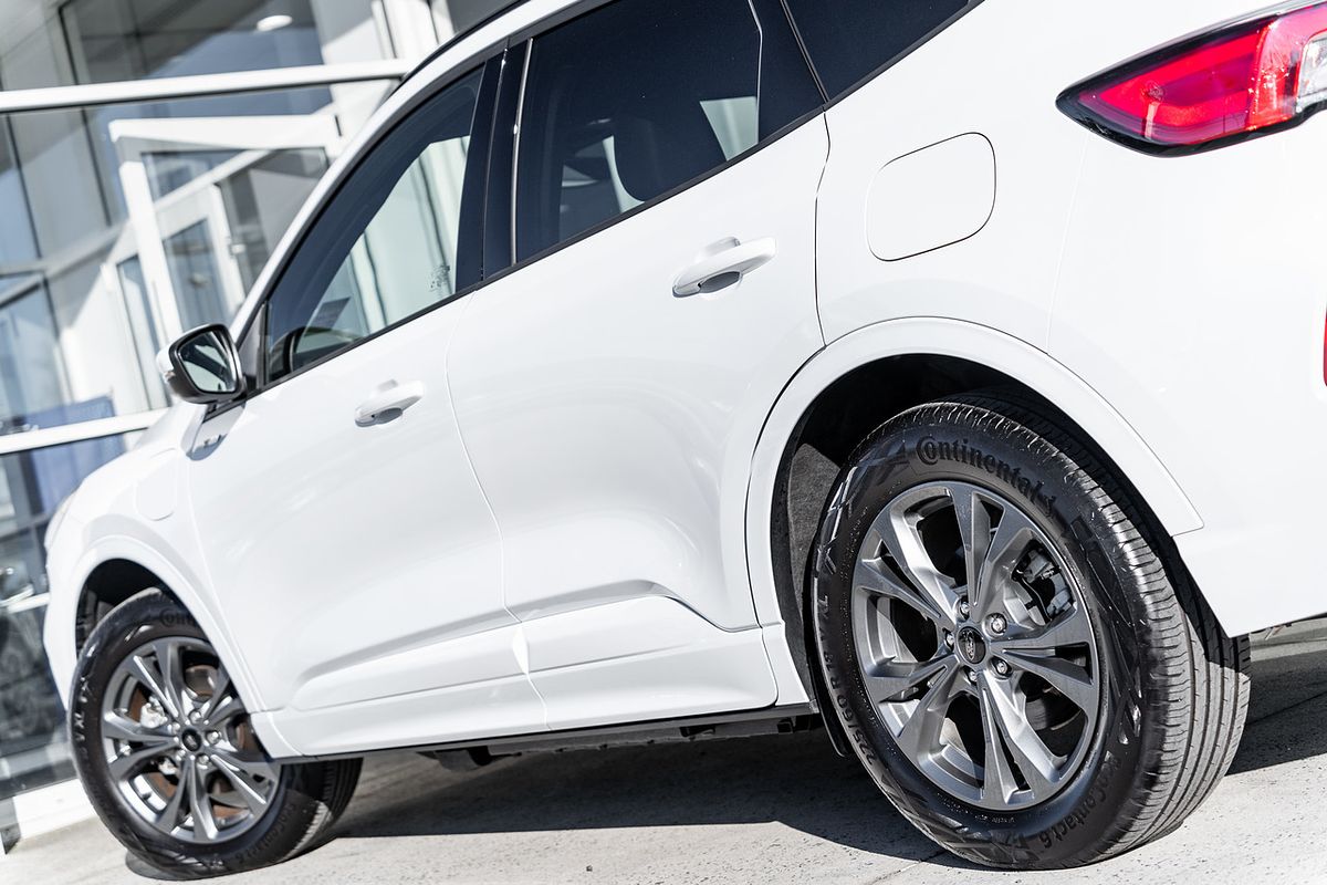 2023 Ford Escape ST-Line PHEV ZH