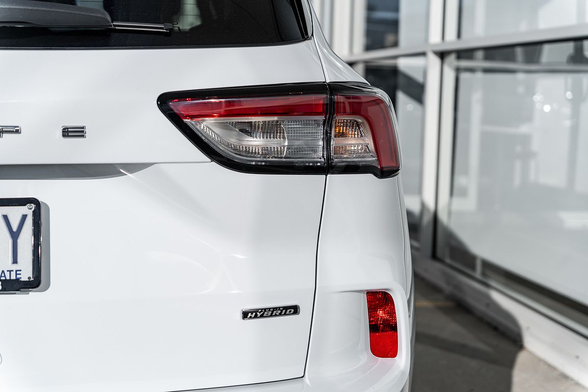 2023 Ford Escape ST-Line PHEV ZH