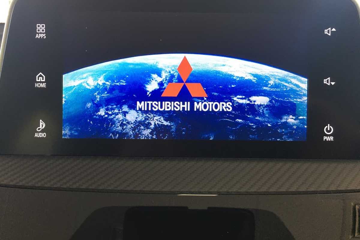 2018 Mitsubishi ECLIPSE CROSS ES YA