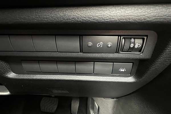 2023 Mitsubishi Outlander LS ZM