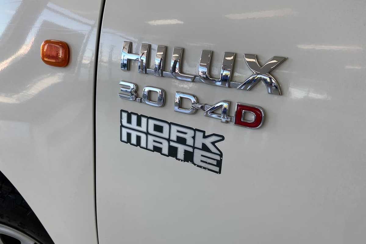 2011 Toyota HILUX Workmate KUN26R