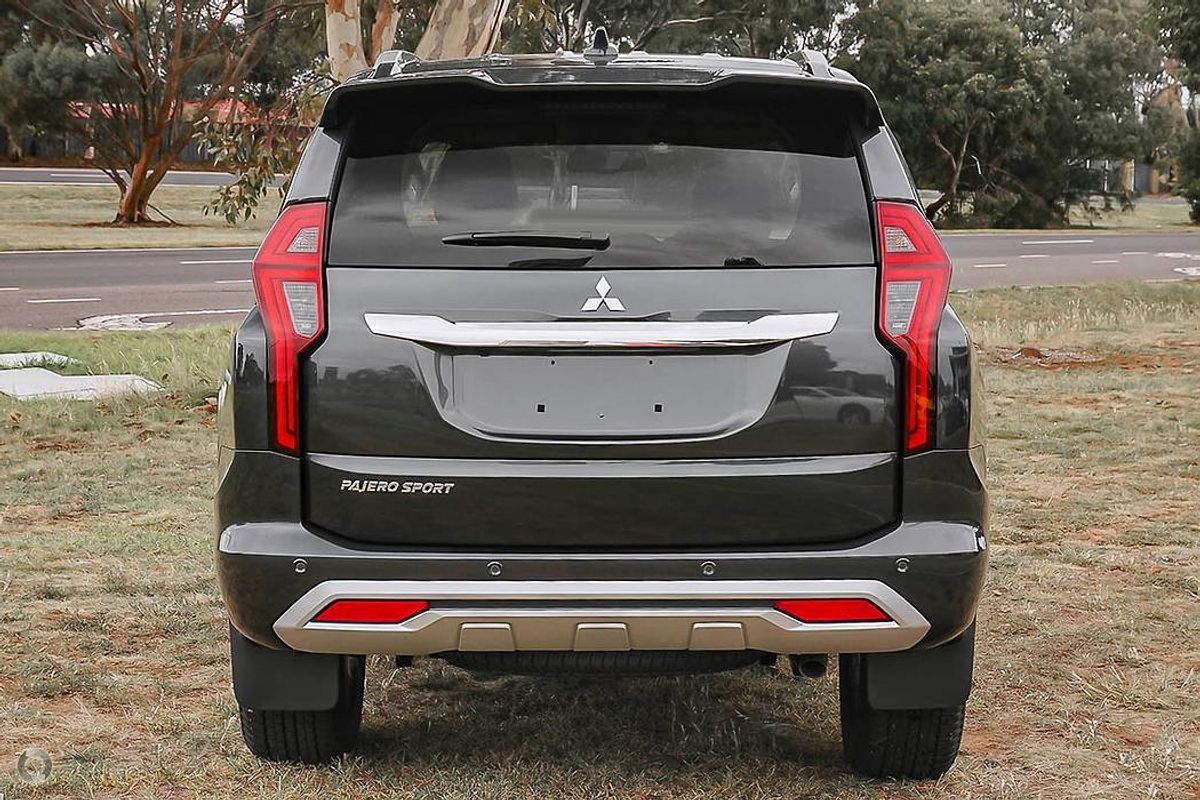 2023 Mitsubishi Pajero Sport GLS QF