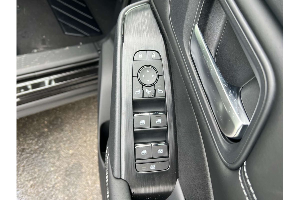 2024 Nissan QASHQAI ST+ J12