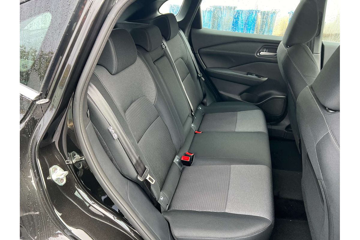2024 Nissan QASHQAI ST+ J12