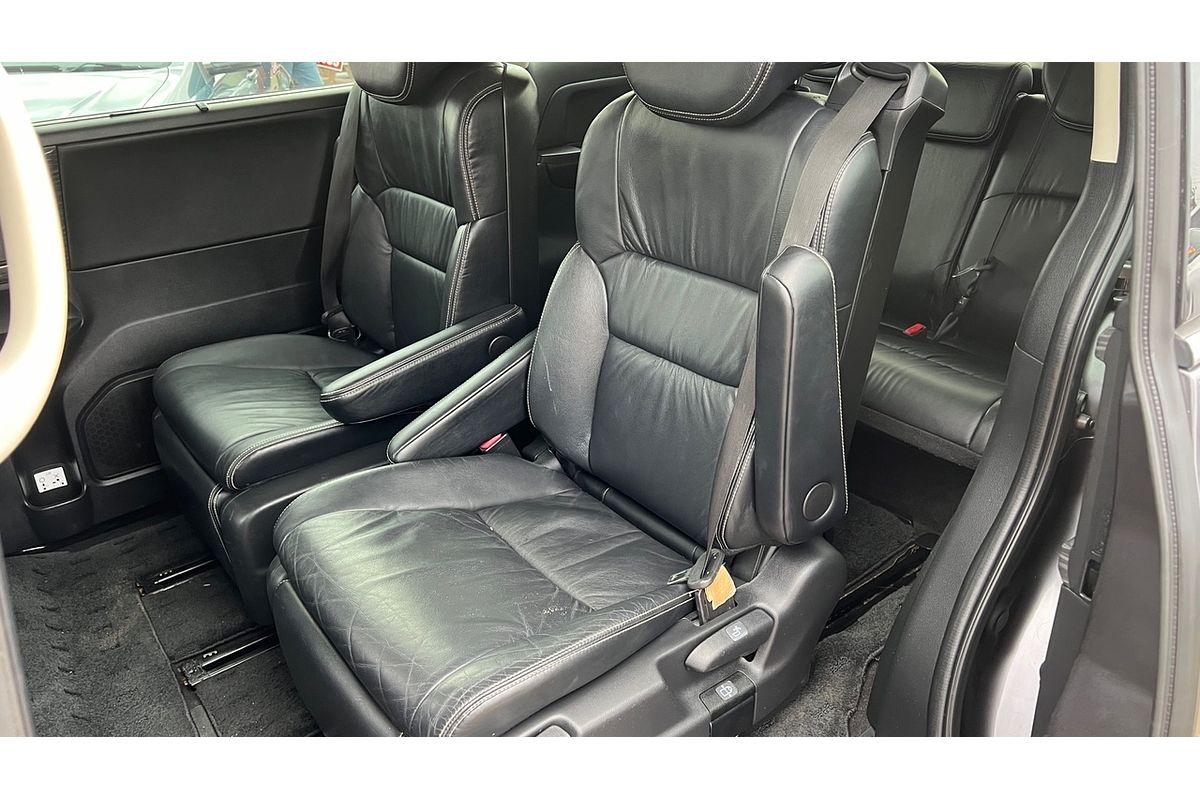 2015 Honda Odyssey VTi-L RC MY16