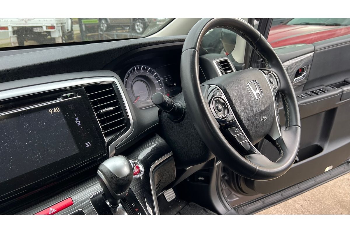2015 Honda Odyssey VTi-L RC MY16