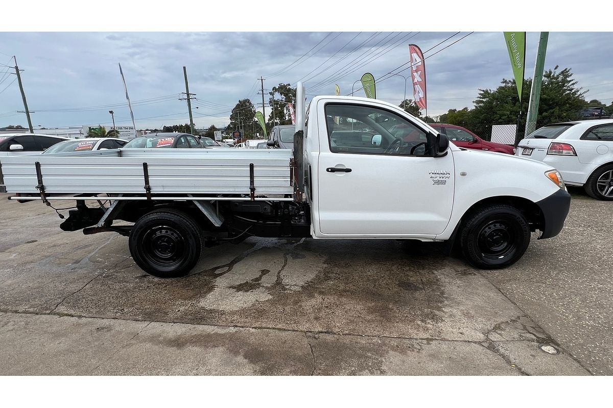 2005 Toyota Hilux Workmate TGN16R RWD