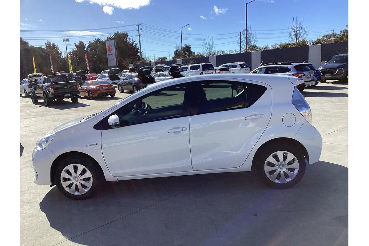 2013 Toyota Prius ZVW30R