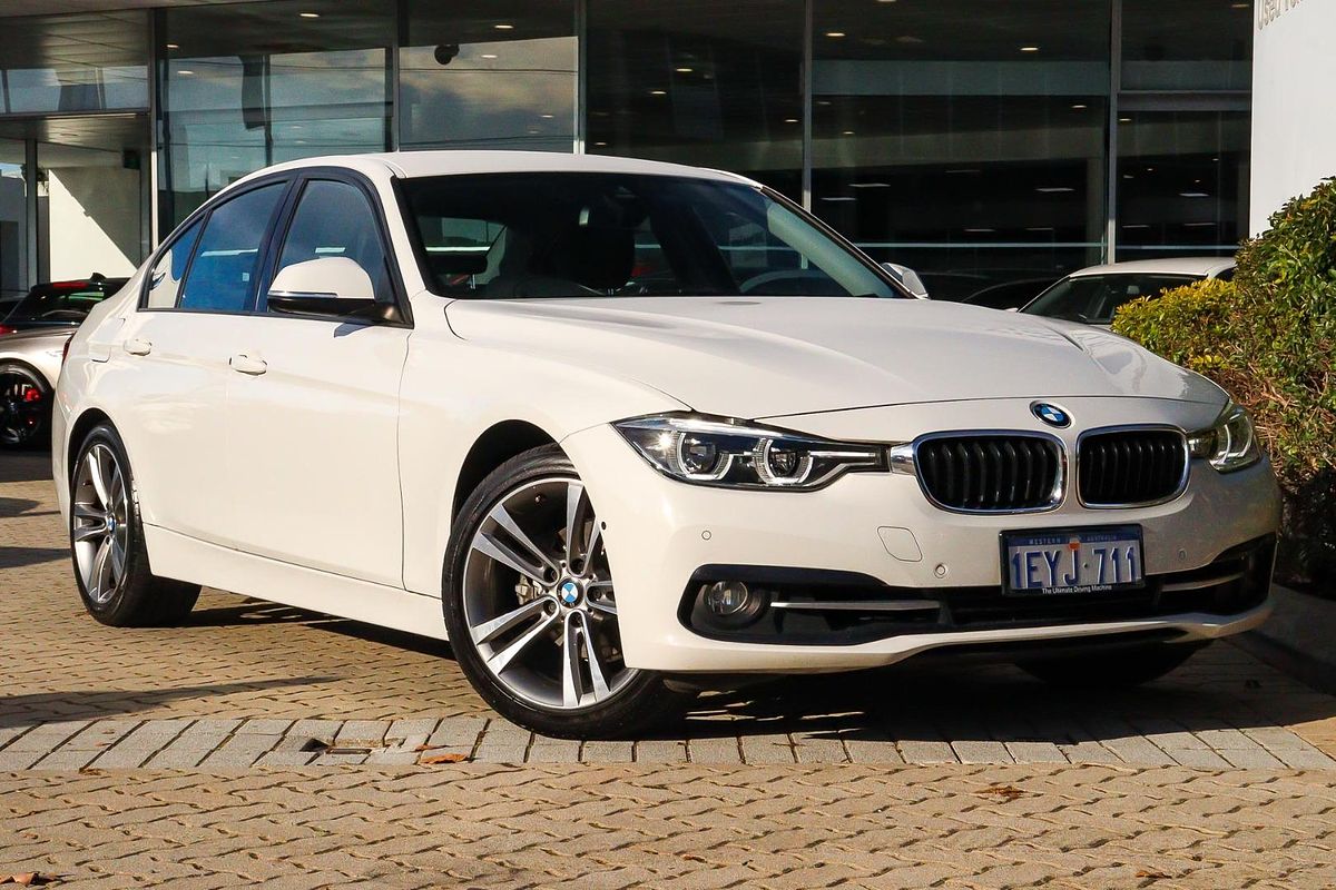 2015 BMW 3 Series 320i Sport Line F30