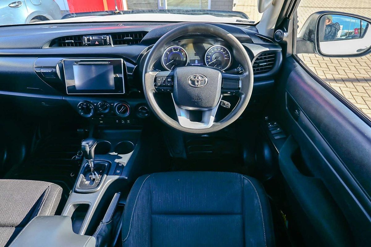 2018 Toyota Hilux SR GUN126R 4X4