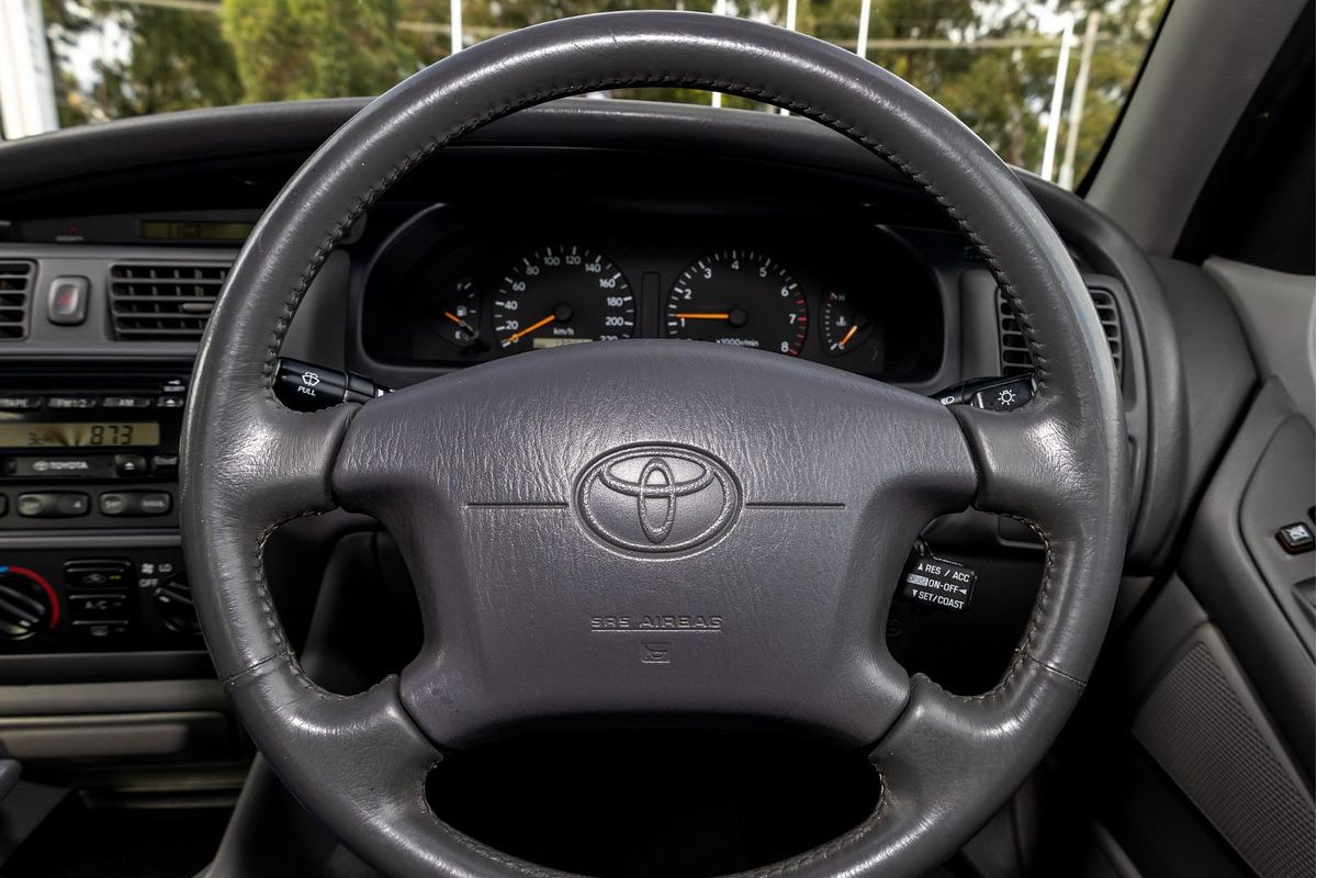 2003 Toyota Avalon Conquest MCX10R Mark II