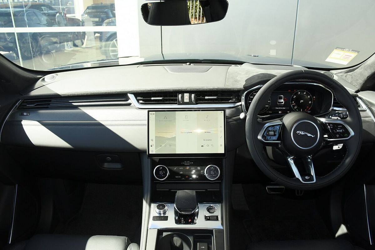 2024 Jaguar F-PACE SVR X761