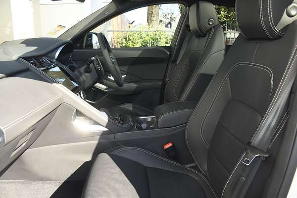 2024 Jaguar E-PACE P250 R-Dynamic SE X540