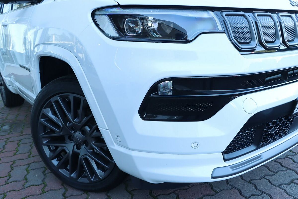 2023 Jeep Compass S-Limited M6