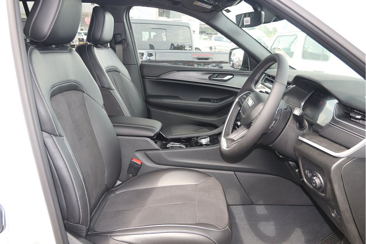 2023 Jeep Grand Cherokee Night Eagle WL