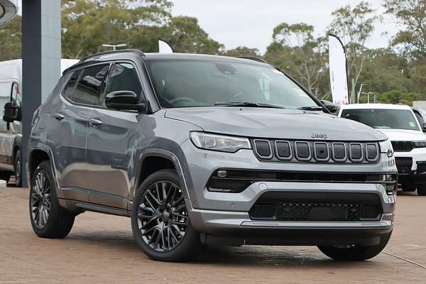 2023 Jeep Compass S-Limited M6