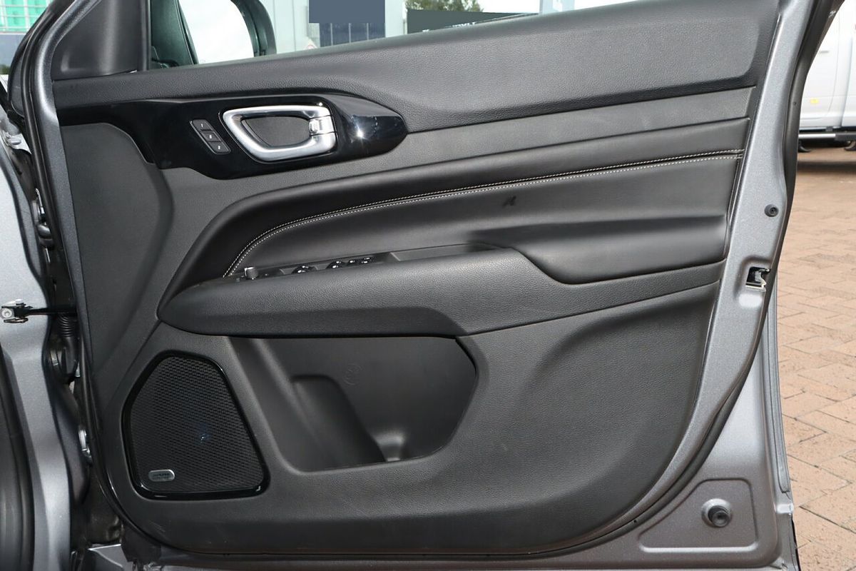 2023 Jeep Compass S-Limited M6