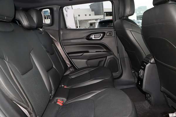 2023 Jeep Compass S-Limited M6