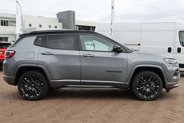 2023 Jeep Compass S-Limited M6