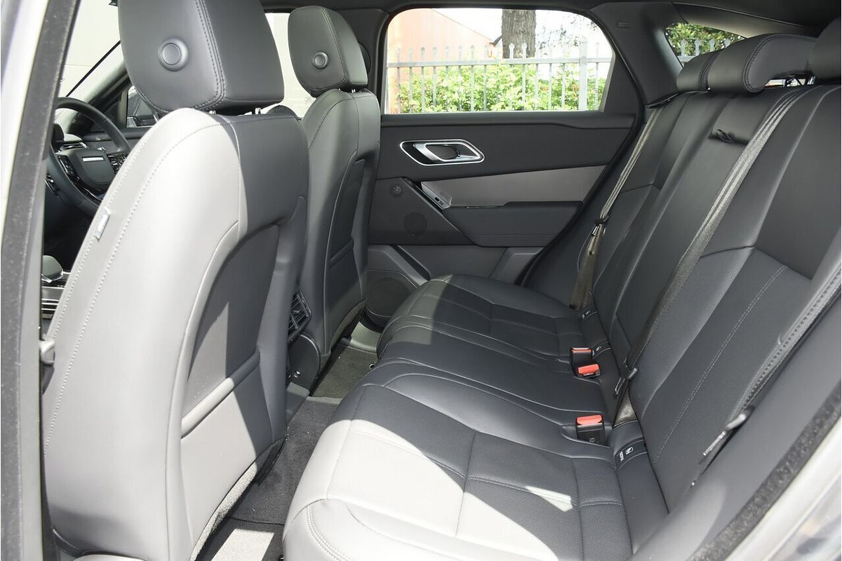 2024 Land Rover Range Rover Velar P400 Dynamic SE L560