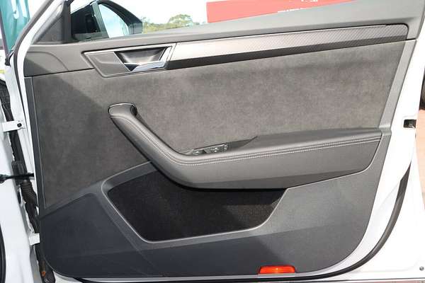 2023 SKODA Superb 206TSI SportLine NP