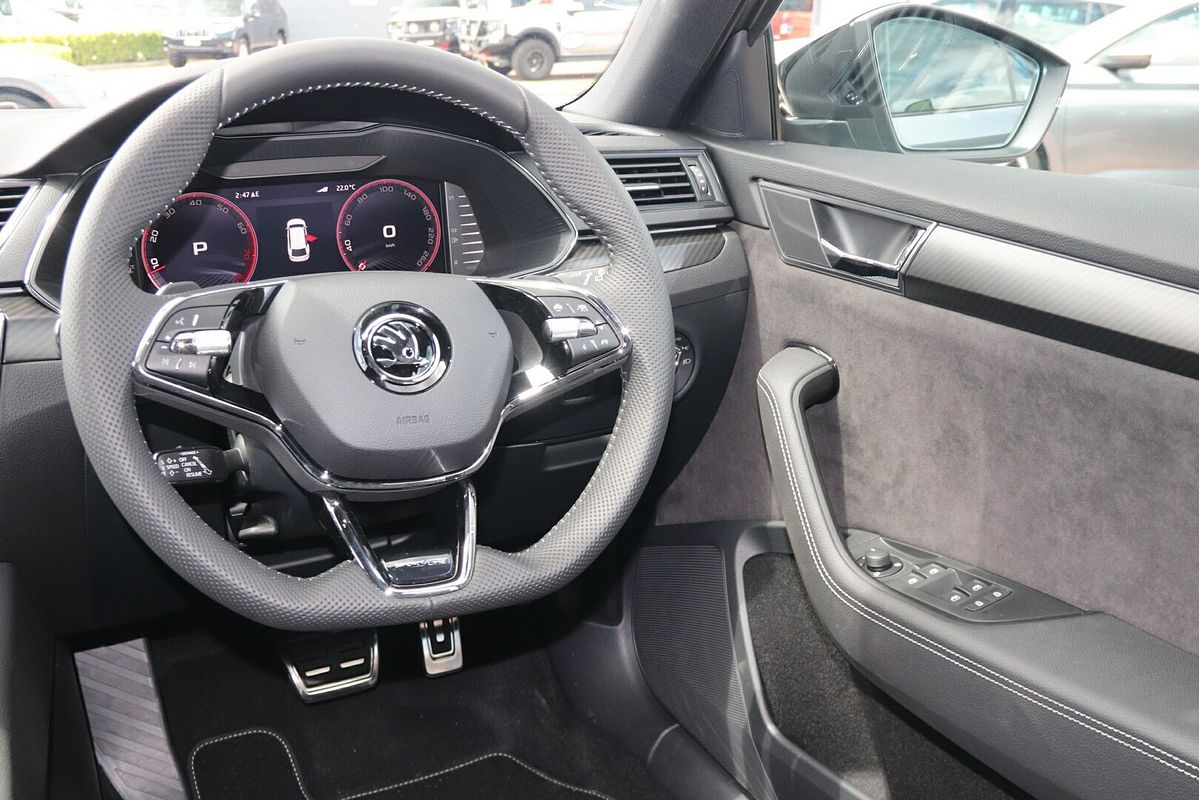 2023 SKODA Superb 206TSI SportLine NP