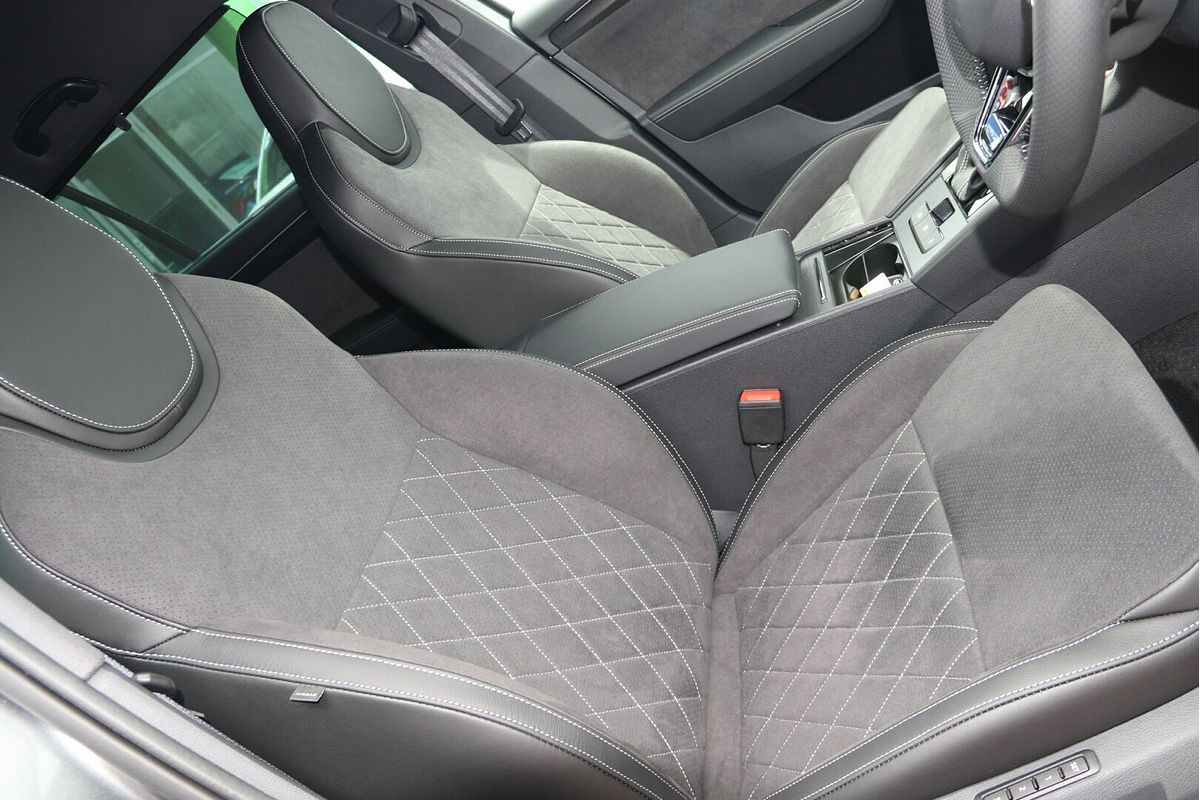 2023 SKODA Superb 206TSI SportLine NP