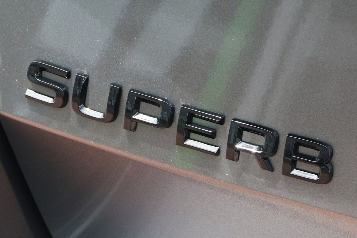 2023 SKODA Superb 206TSI SportLine NP