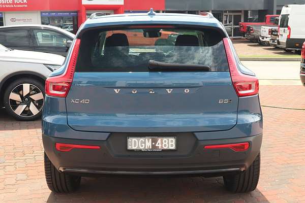 2023 Volvo XC40 Ultimate B5 AWD Dark XZ MY23