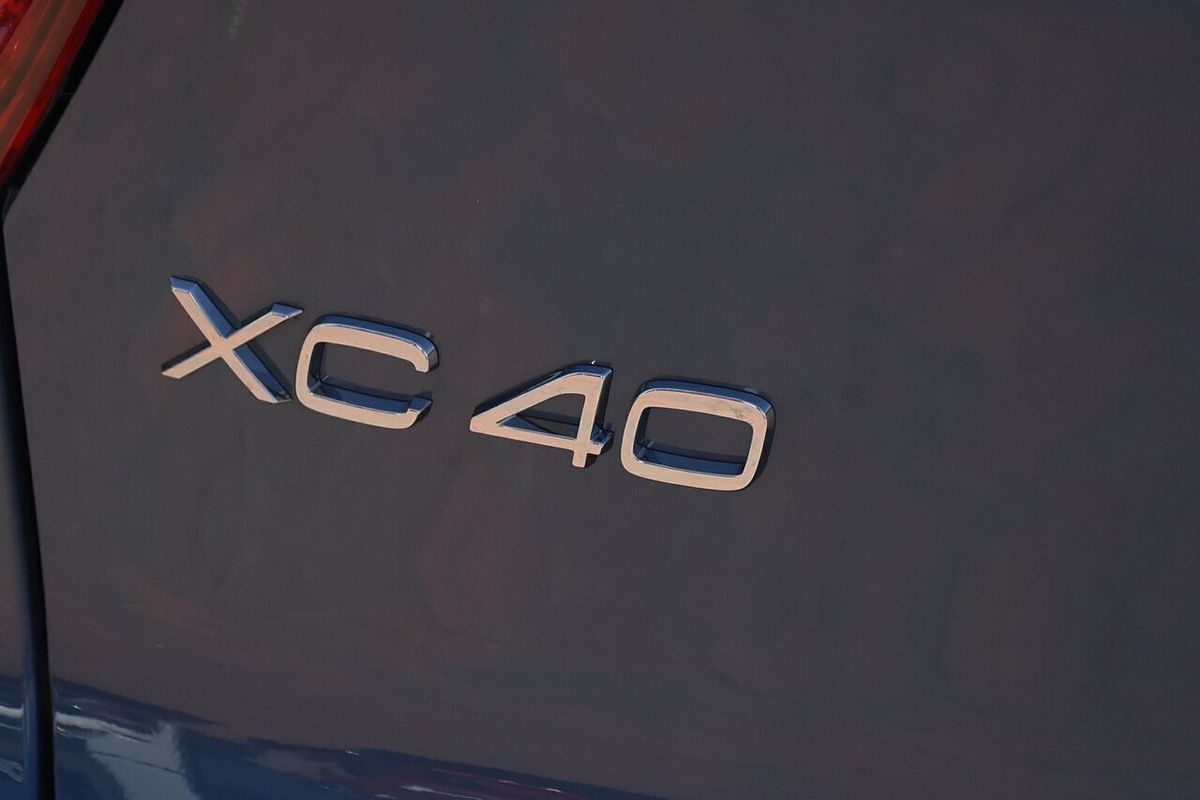 2024 Volvo XC40 Recharge Pure Electric