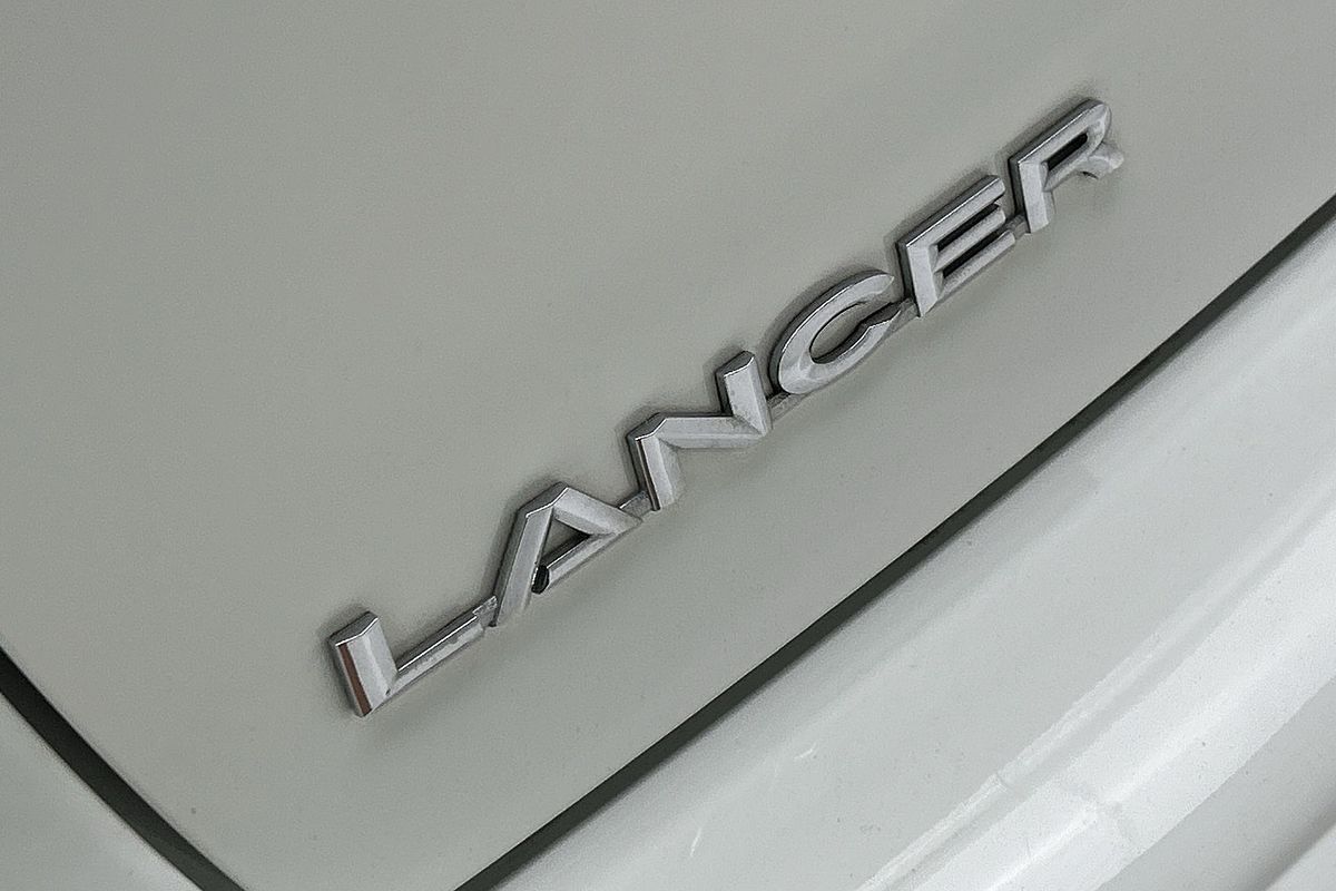 2014 Mitsubishi Lancer LS CJ