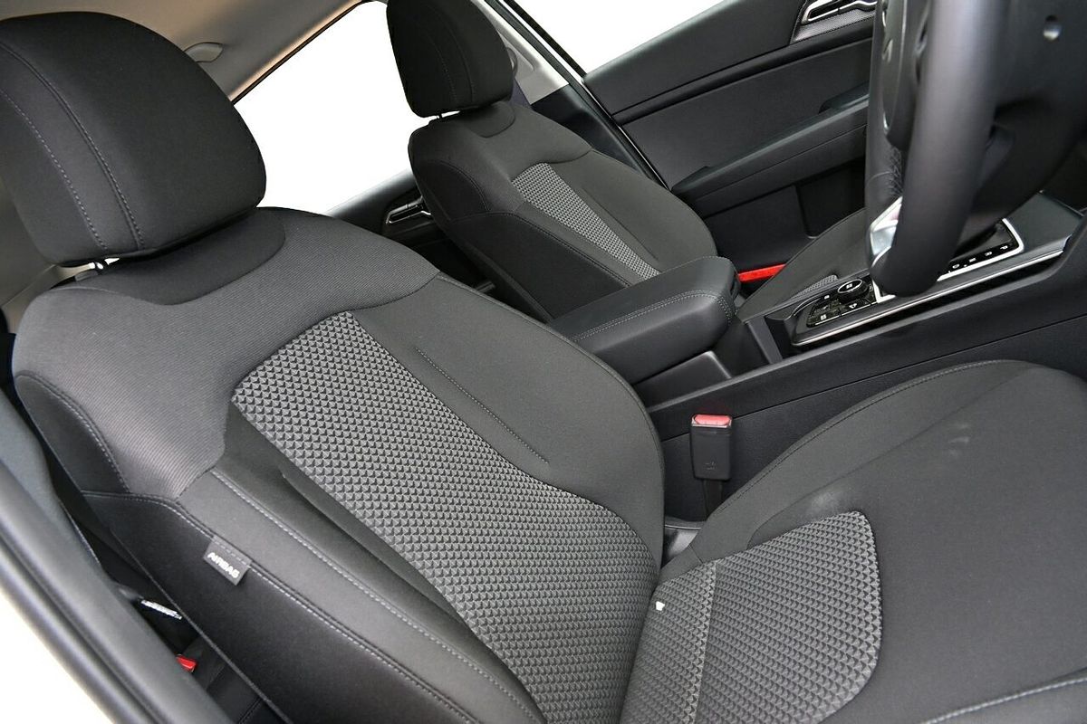 2025 Kia Sportage S NQ5